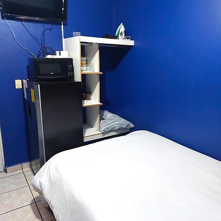 Habitacion 11 Independiente Con Mucha Privacidad ,Cerca Del Consulado , Cas , A 200 Mts Del Vado Del Rio Hermosillo Bagian luar foto